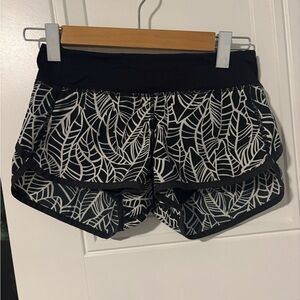 Lululemon Speed Ups Black and White Patterned Athletic Shorts